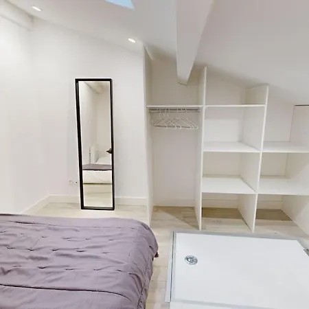 Chal3 Duplex Cosy A 200m Du Capitole 아파트 *